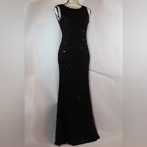 Absolutely stunning beaded evening gown!